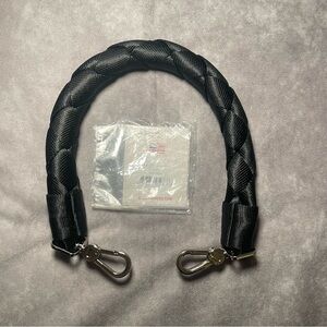 EUC Harvey’s Seatbelt Black Lola CNC Purse Strap